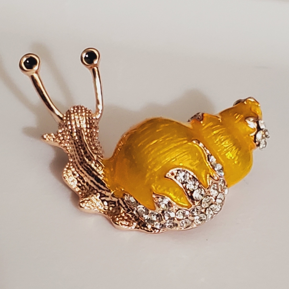 Enamel Snail brooch gold yellow crystal stones sparkly New nature pin